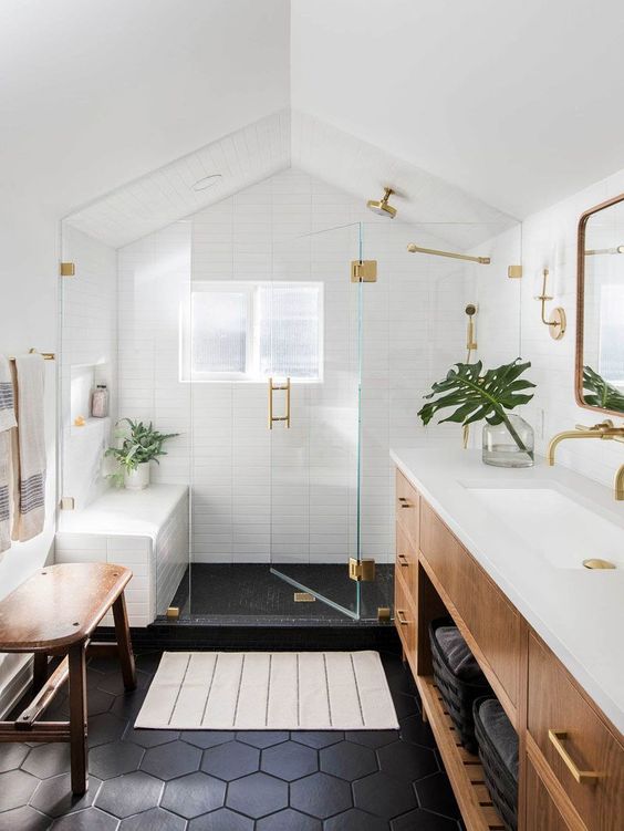Configurez l'éclairage de votre niche de salle de bains 